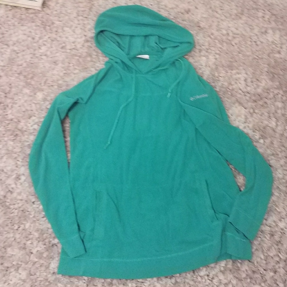 Longsleeve hooded columbia top